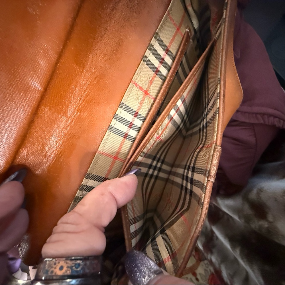 Vintage BurberryTan Leather Crossbody Bag - Picture 9 of 10
